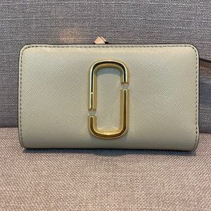 MARC JACOBS THE SNAPSHOT COMPACT WALLET